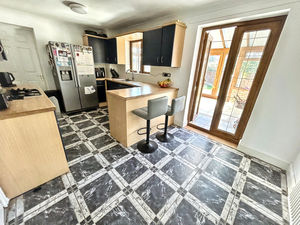 Photo 16- click for photo gallery